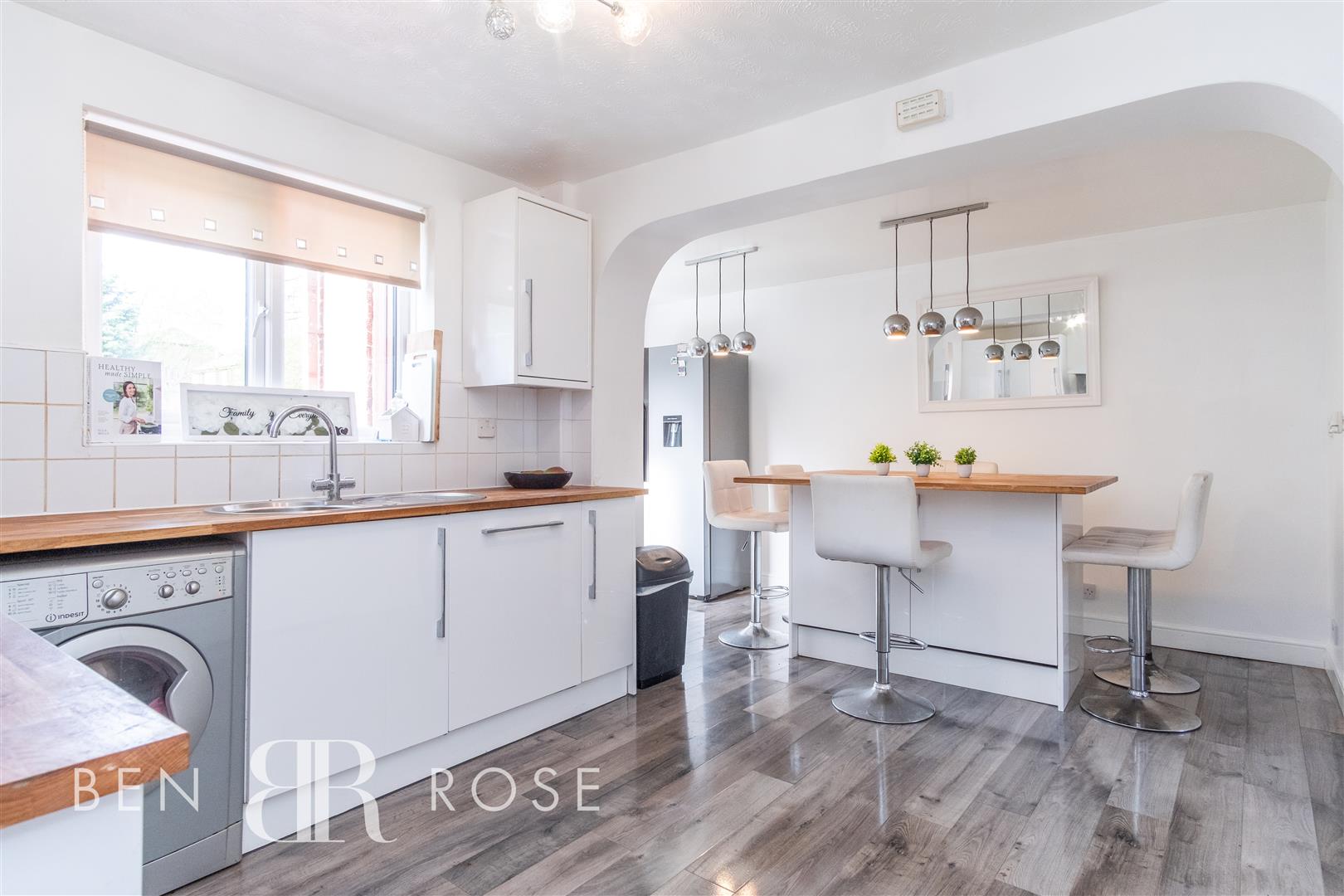 4 bed property in Ridge Way, Preston